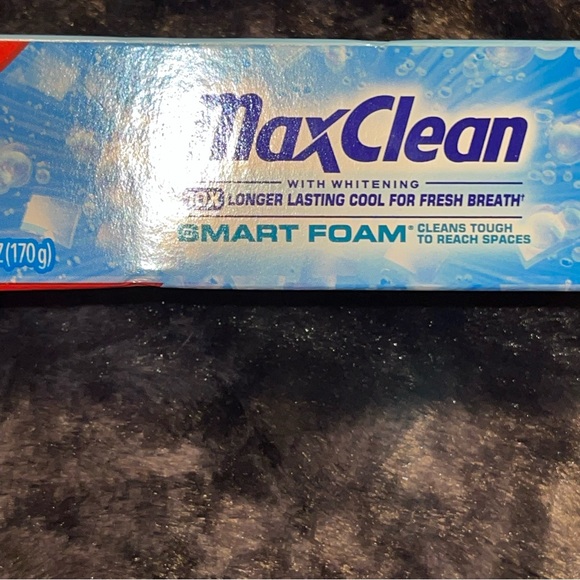 Colgate toothpaste - Picture 5 of 9